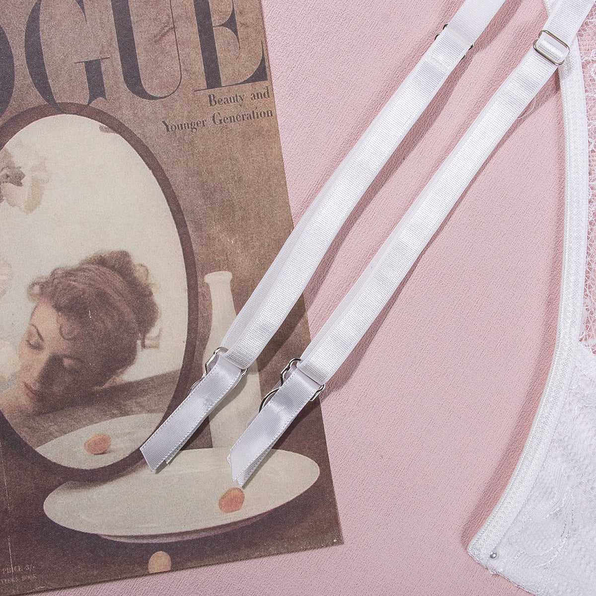 Women's Fashion Lace Slim Fit Underwear Three-piece Set